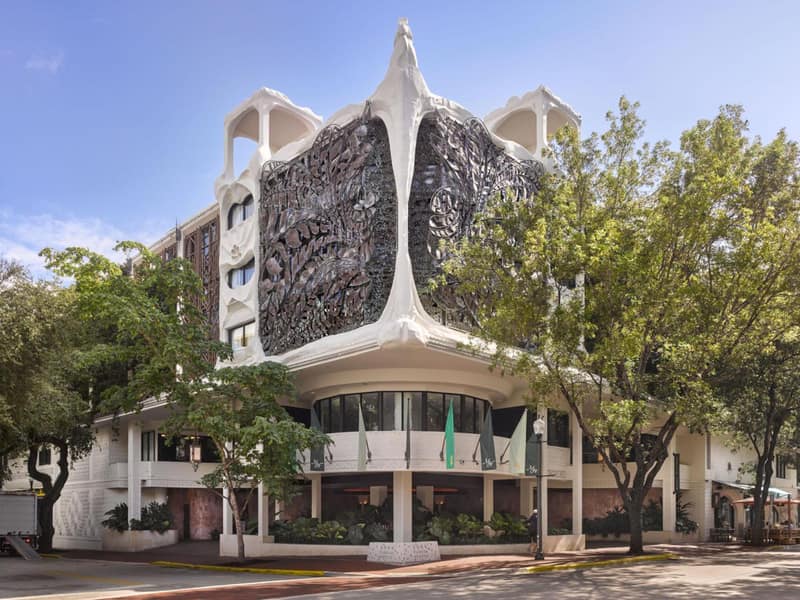 Mayfair House Hotel & Garden — building