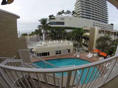 Silver Seas Beach Resort — photo 9
