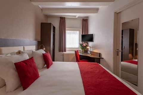 Avenue Hotel — photo 2