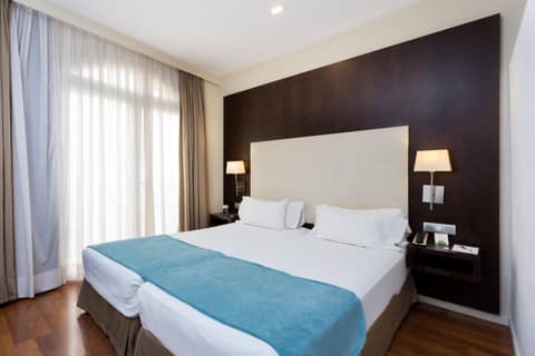 Hotel Taburiente S.C.Tenerife — hotel room
