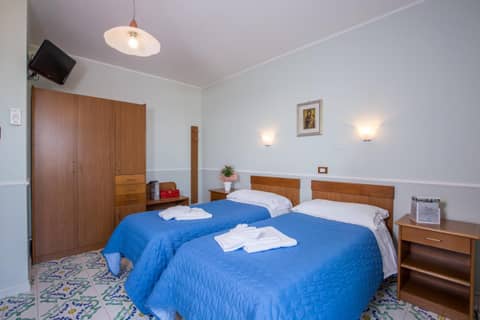 Hotel Casa Tra Noi — hotel room