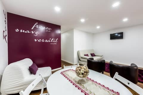 Lounge Inn Guest House — other