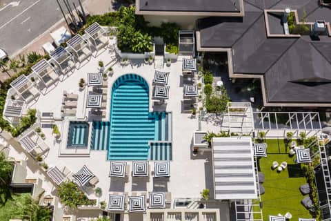 QT Gold Coast — recepcion & lobby