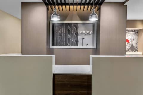 Hampton Inn & Suites Los Angeles/Hollywood, CA — photo 4