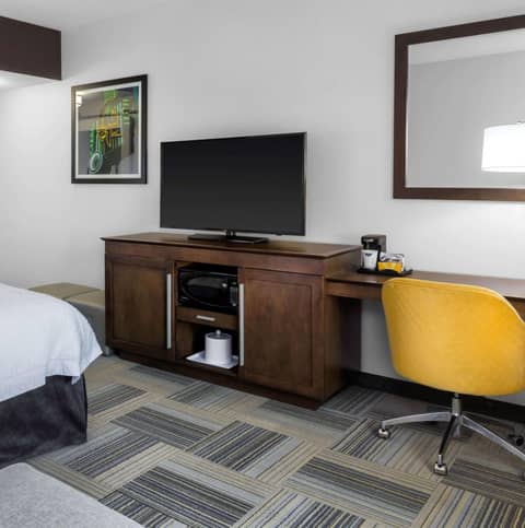 Hampton Inn & Suites Los Angeles/Hollywood, CA — photo 6