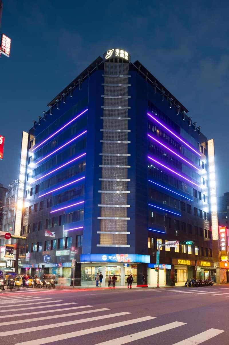 Green World Taipei Station — building