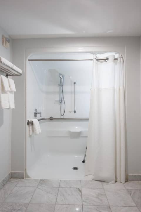 voco St James Hotel by IHG — photo 9