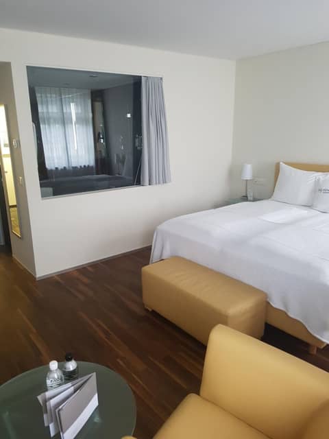 Hotel Glockenhof Zürich — hotel room