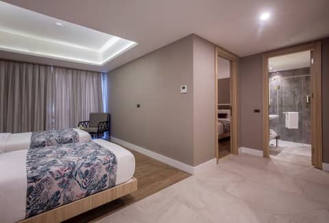 Woovo Phuket Patong — hotel room