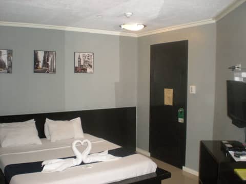 Richmond Plaza Hotel — photo 6