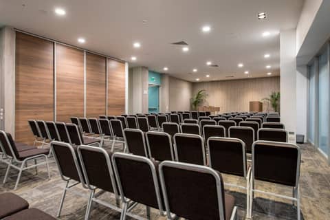 Holiday Inn - Lima Airport by IHG — photo 2