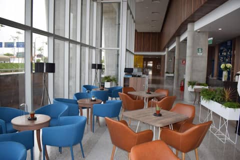 Holiday Inn - Lima Airport by IHG — photo 9