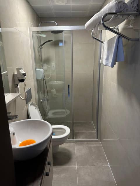 Loost Town Inn Hotel — photo 2
