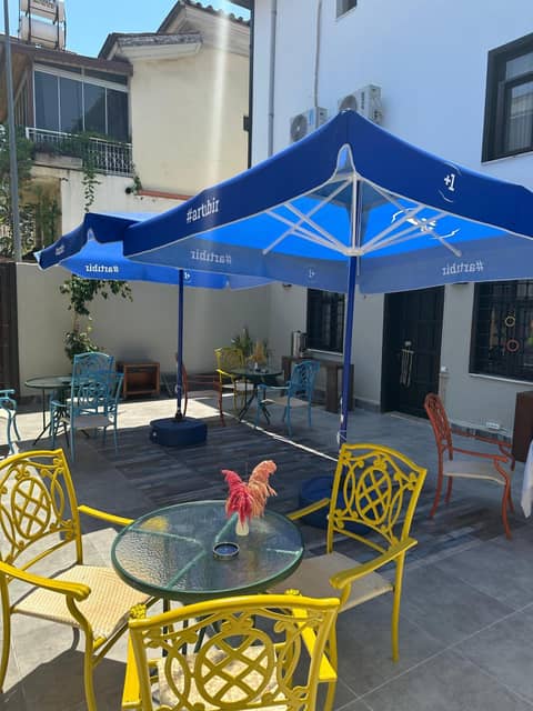 Loost Town Inn Hotel — photo 4