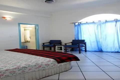 Ray Of Maya Retreat and Resorts — hotel room