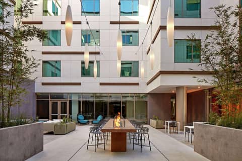 Hilton Garden Inn San Diego Downtown/Bayside, CA — photo 4