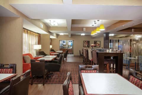 Hampton Inn St. Louis/Collinsville — photo 3