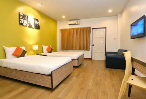 Pattra Mansion by AKSARA Collection — hotel room