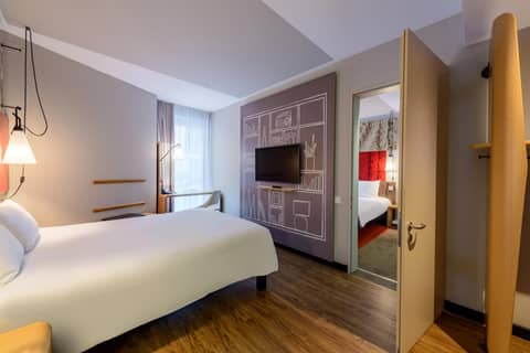 Ibis Berlin Hauptbahnhof — photo 9