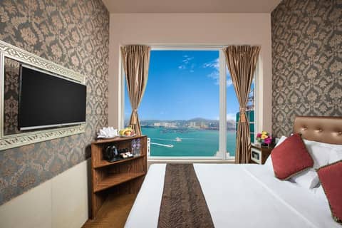 Ramada Hong Kong Harbour View — photo 2