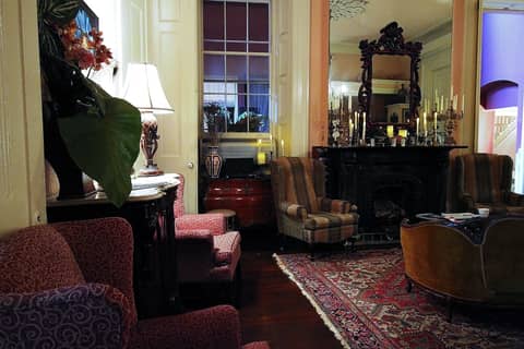 The Olivier House Hotel — lounge