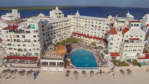 BSEA Cancun Plaza Hotel — photo 9