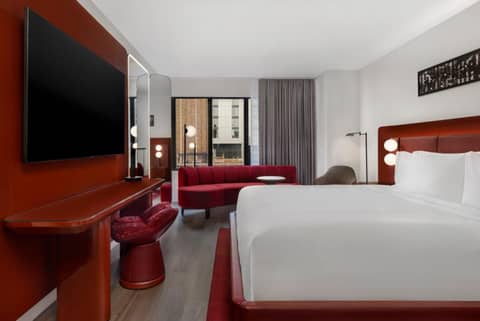 Revery Toronto Downtown, Curio Collection by Hilton — photo 2