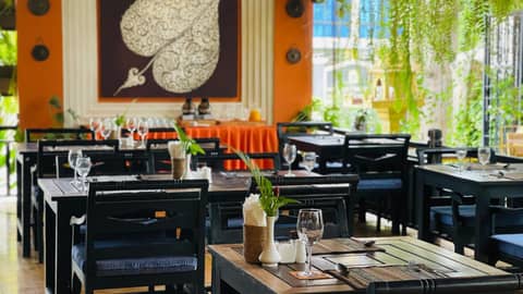 Residence Indochine Suite — dining