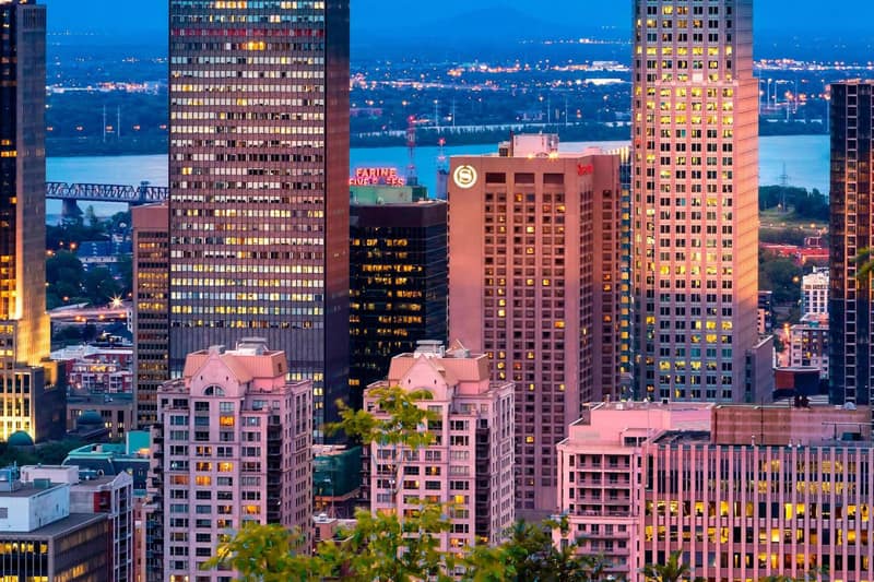 Le Centre Sheraton Montreal Hotel — building