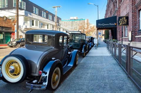 MarQueen Hotel - NEWLY RENOVATED — photo 2