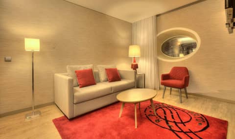 NH Collection Porto Batalha — photo 7