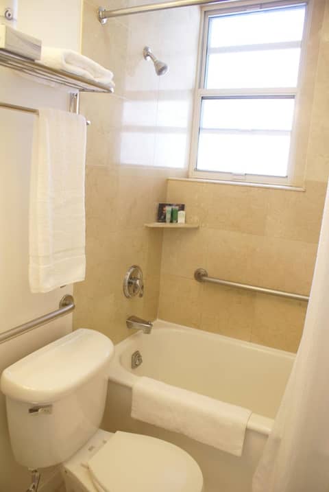 The Mosser Hotel — photo 2
