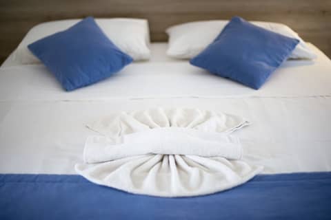Lardos Bay — bedroom
