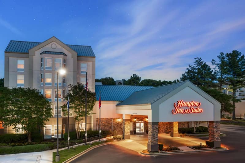 Hampton Inn & Suites Memphis East Germantown Area — building
