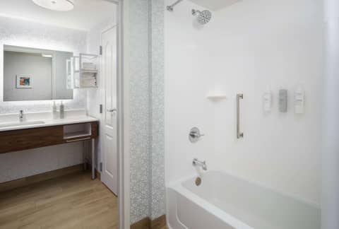 Hampton Inn & Suites Memphis East Germantown Area — photo 4