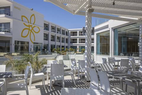 Asterias Beach Resort — photo 6