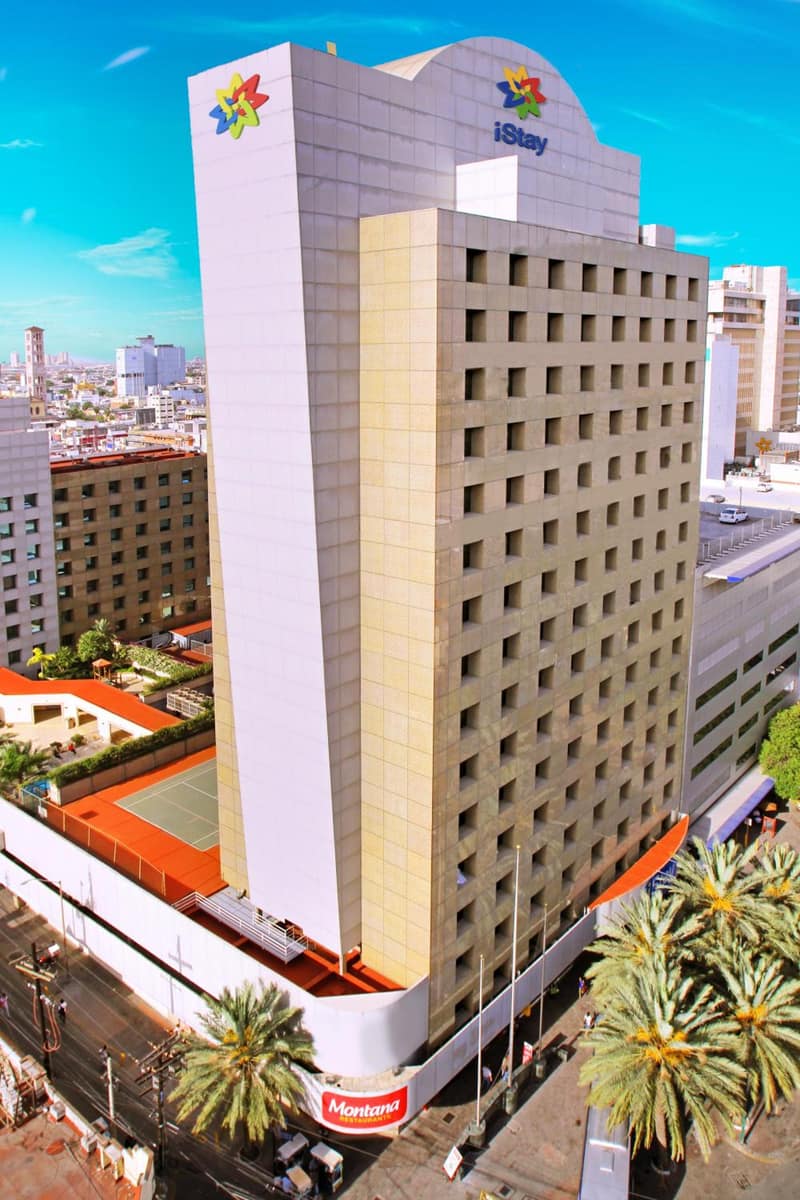 iStay Hotel Monterrey Histórico — building