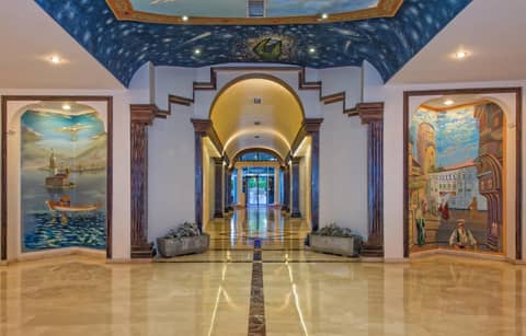Adonis Hotel — photo 4