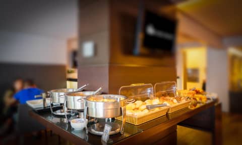 H3 Hotel Paulista — dining