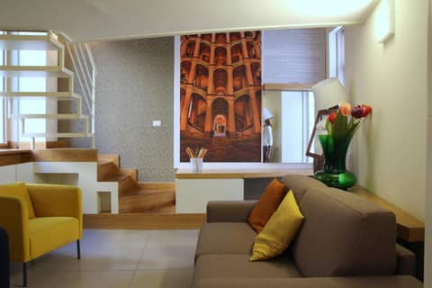 Napolart — lounge