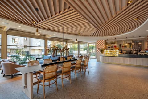 Oli Hotel and Suites — photo 8