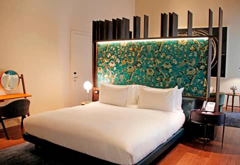 Hotel Mercer Sevilla 5 GL — hotel room