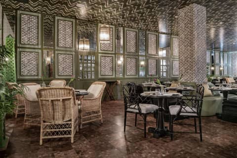 NH Collection Colón Valencia — dining