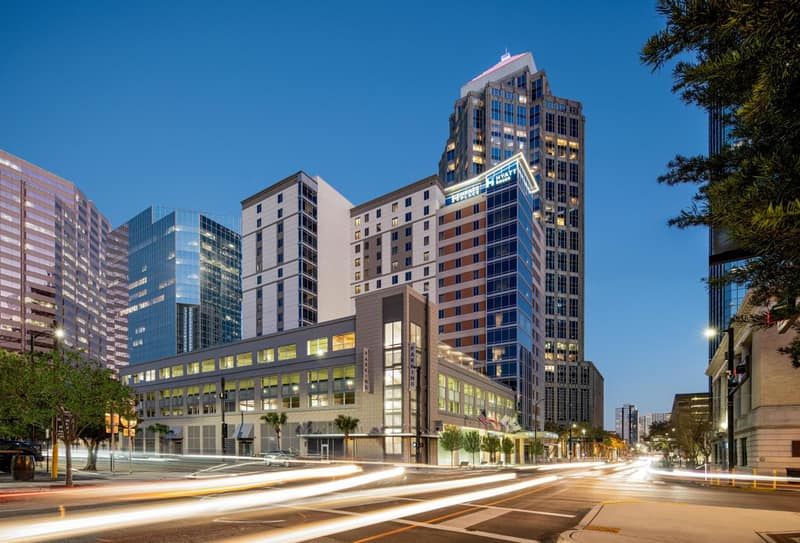 Hyatt Place Tampa Downtown — building