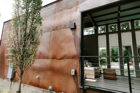 Ironwood Grove, Tiny House Hotel — photo 2