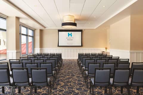 Hyatt House Virginia Beach / Oceanfront — photo 3