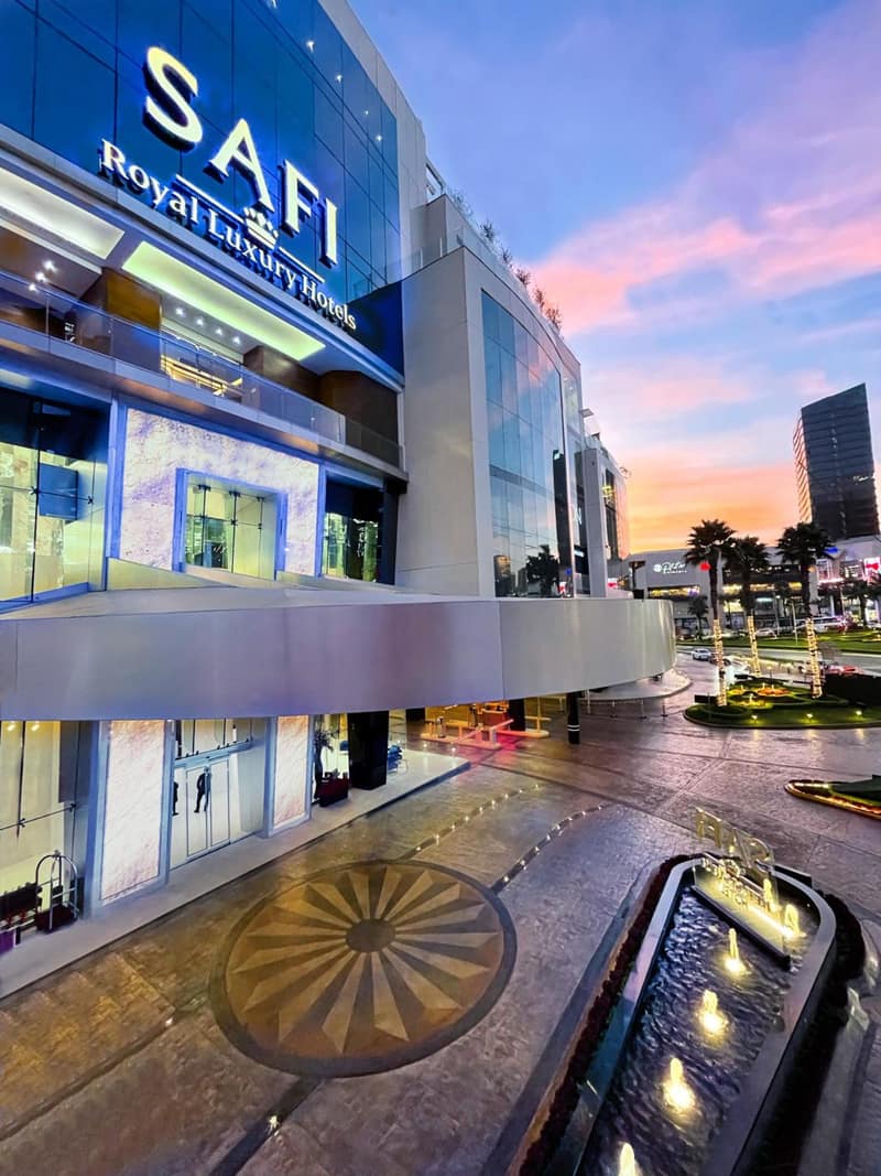 Safi Royal Luxury Metropolitan — building
