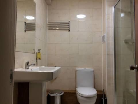 Crosshill House — photo 6