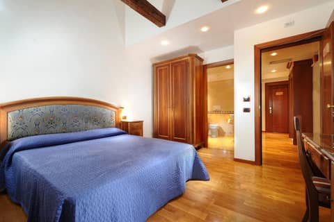 Hotel Abbazia — hotel room