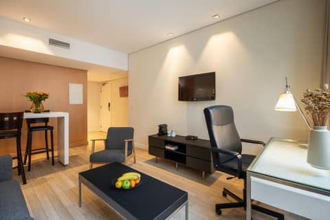 B-aparthotel Grand Place — photo 2